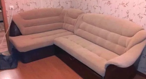 Перетяжка углового дивана. Можайский район 